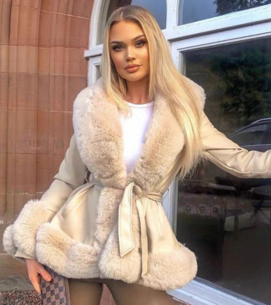 Arctic Glamour Faux-Fur Wrap